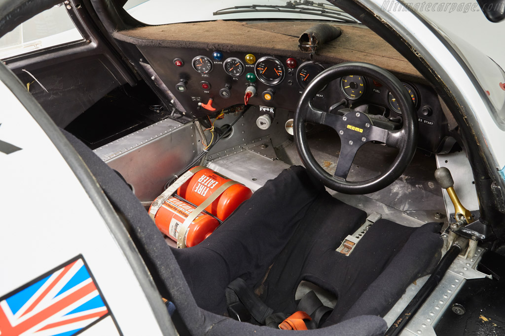 Porsche 956