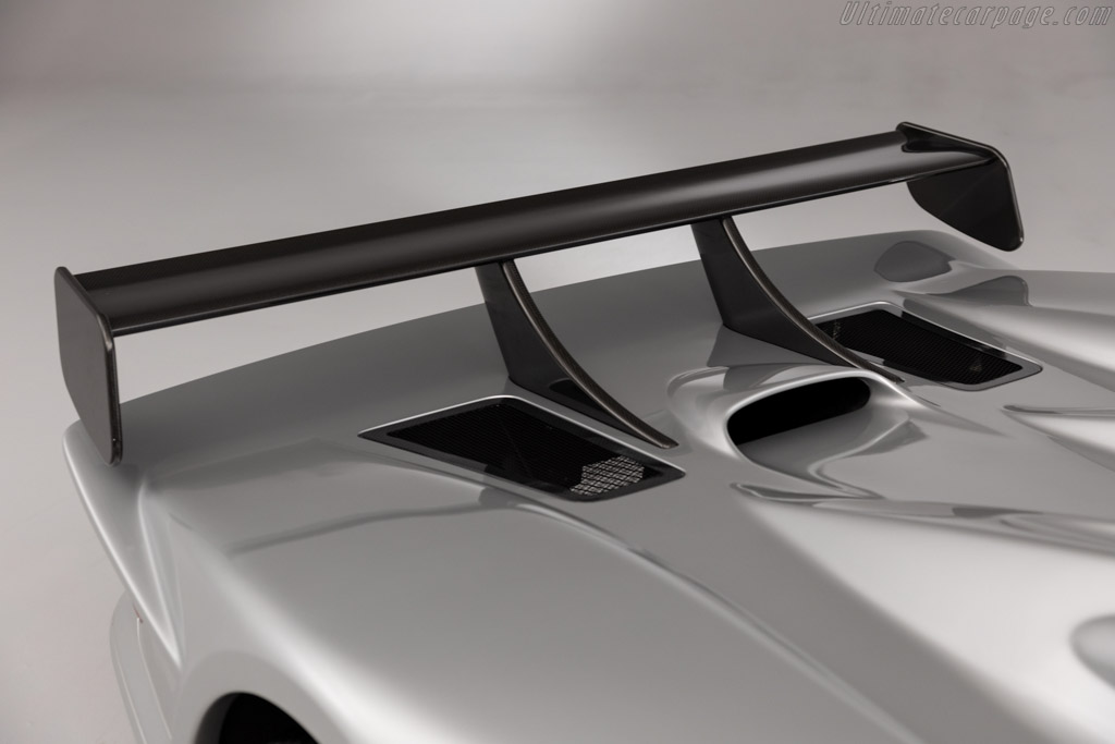 Mercedes-Benz CLK-GTR Roadster