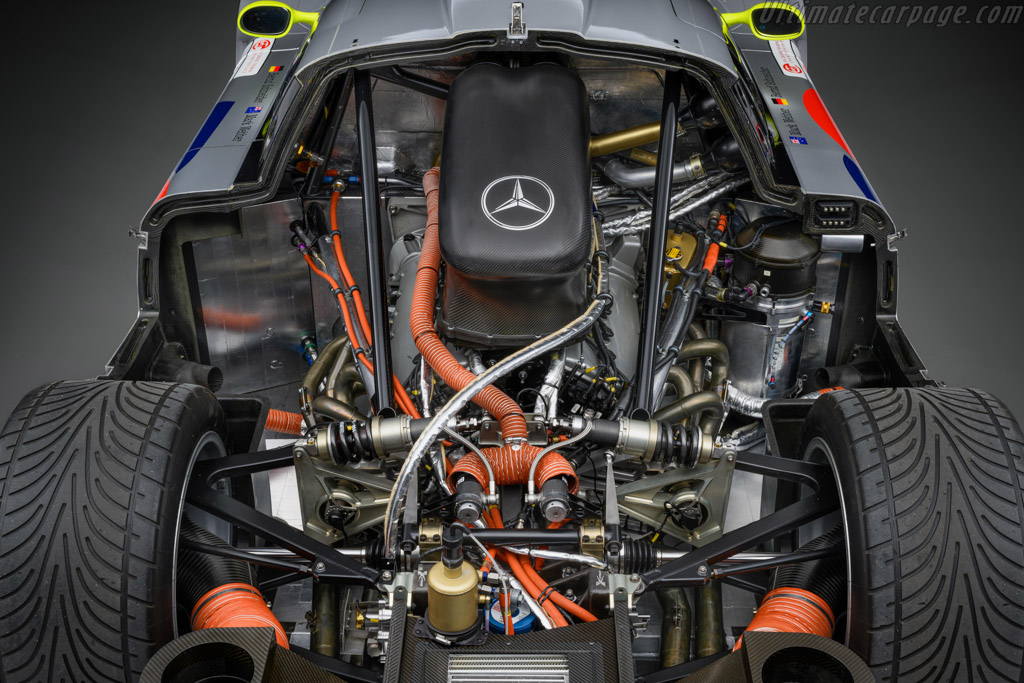 Mercedes-Benz CLK-GTR