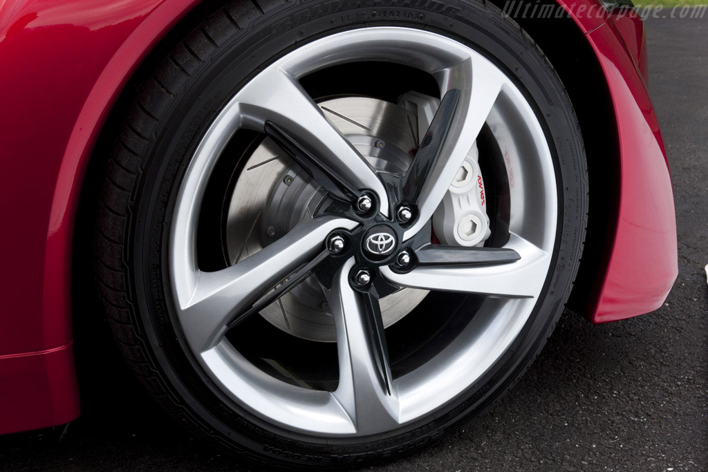 Toyota FT-86 Concept