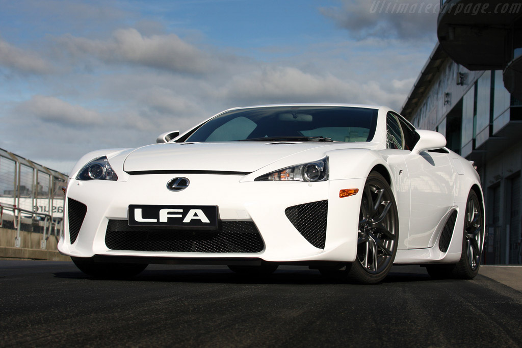 Lexus LFA