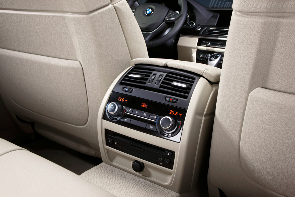 BMW 550i