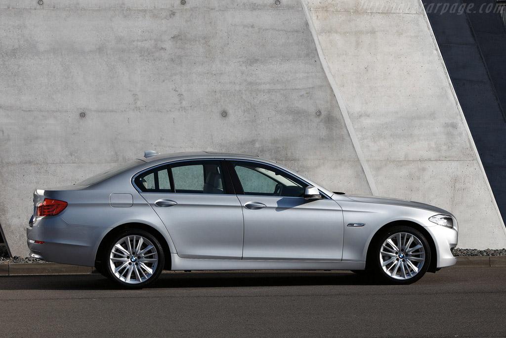 BMW 550i