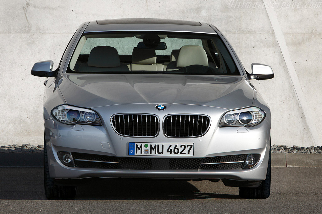 BMW 550i