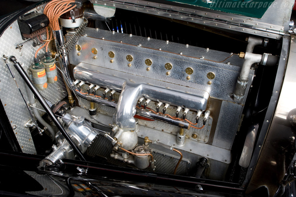 Bugatti Type 46 Freestone & Webb Sports Saloon