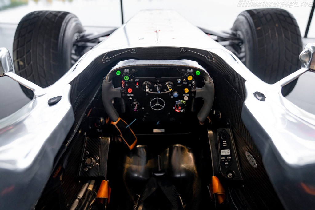 McLaren MP4-25 Mercedes