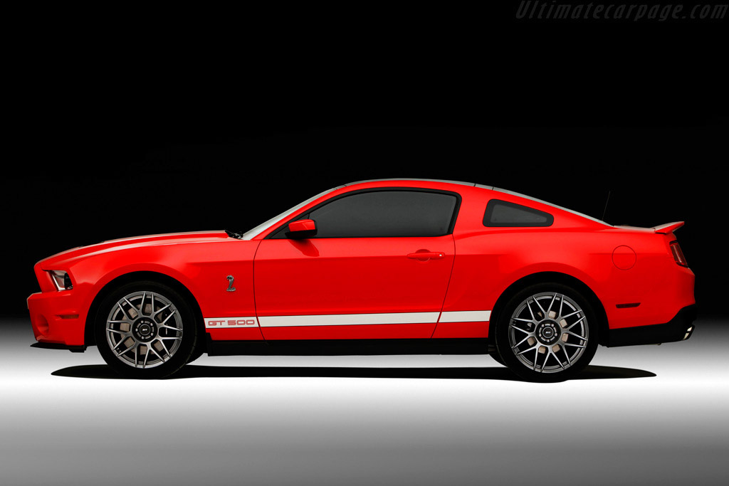 Ford Shelby Mustang GT500 Coupe