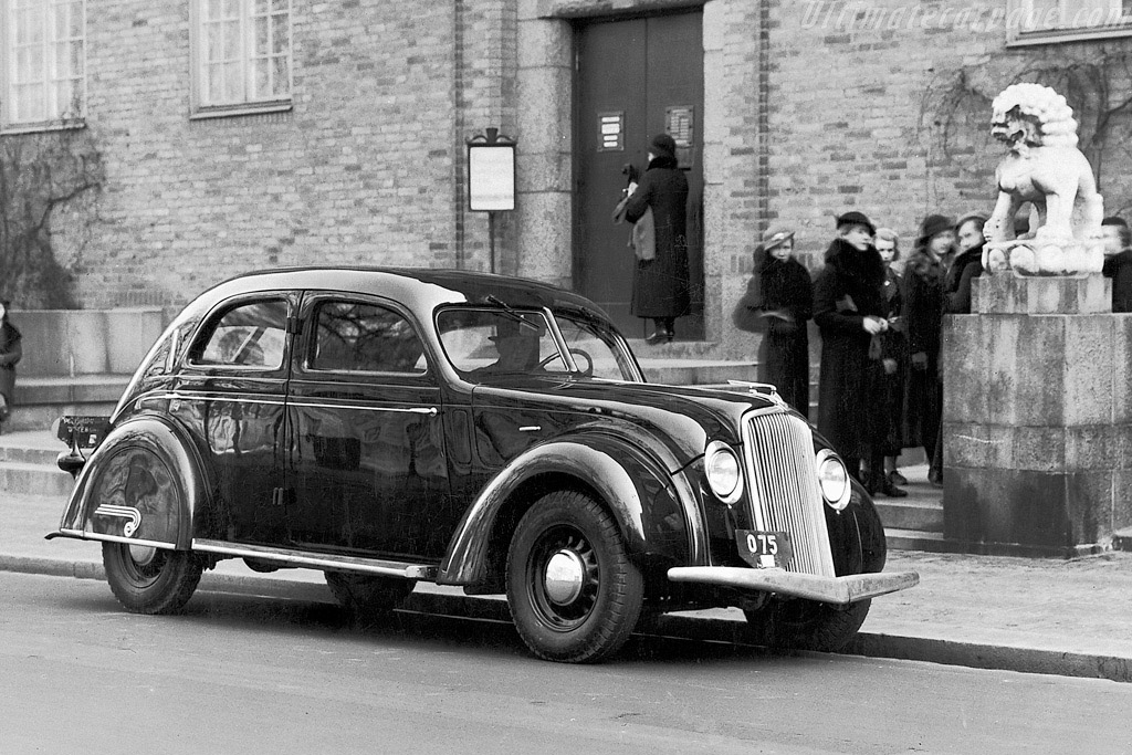 Volvo PV 36 Carioca