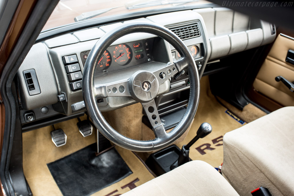 Renault 5 Turbo 2