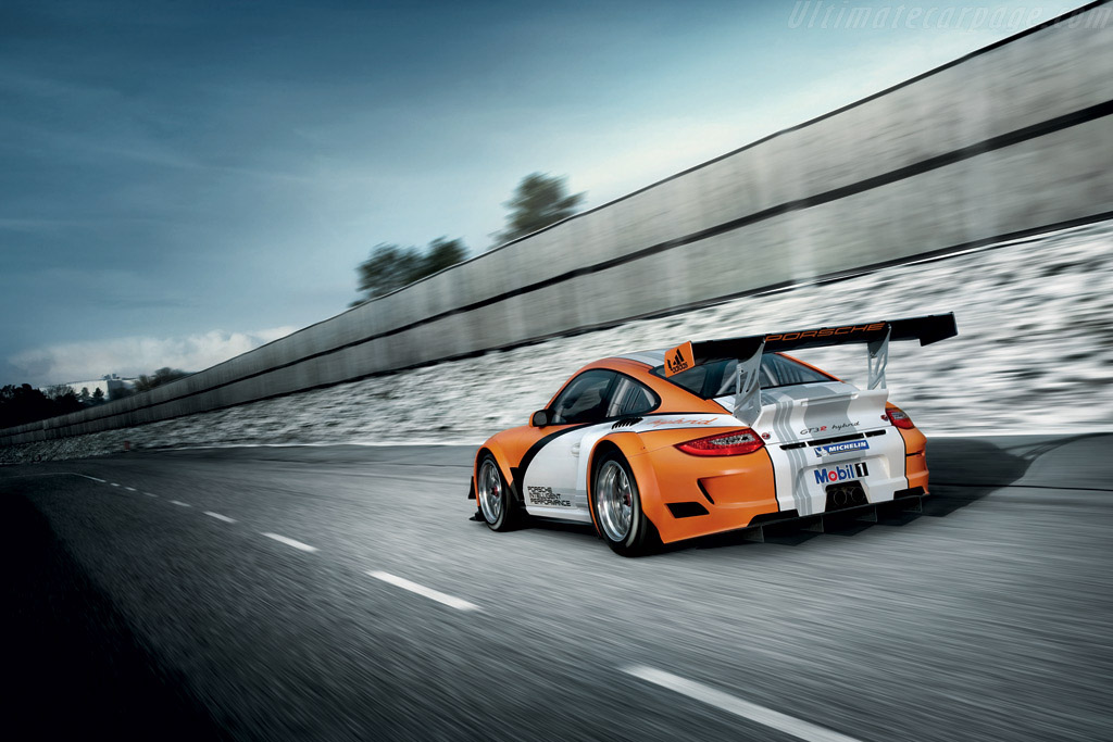 Porsche 997 GT3 R Hybrid