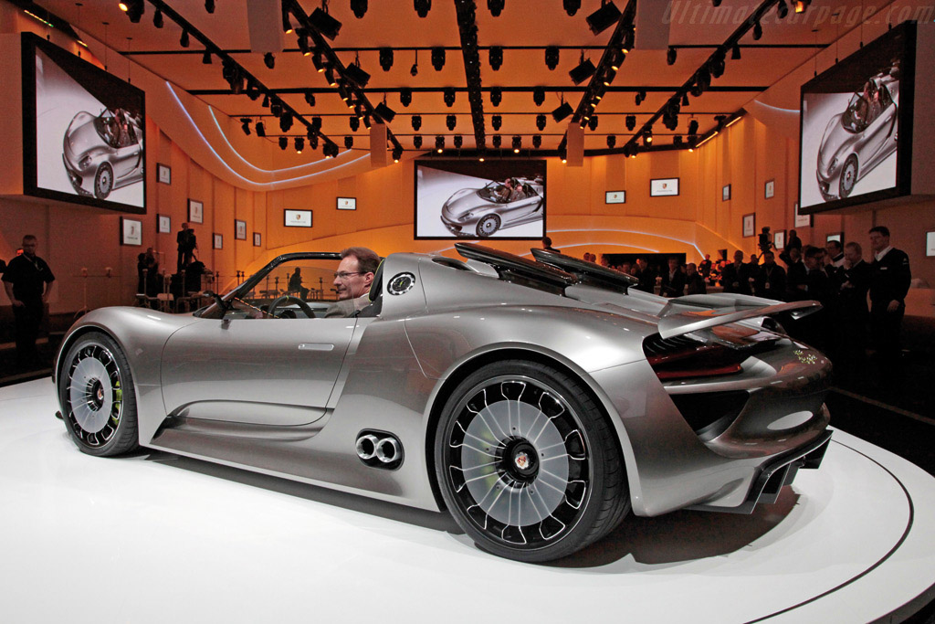 Porsche 918 Spyder Concept