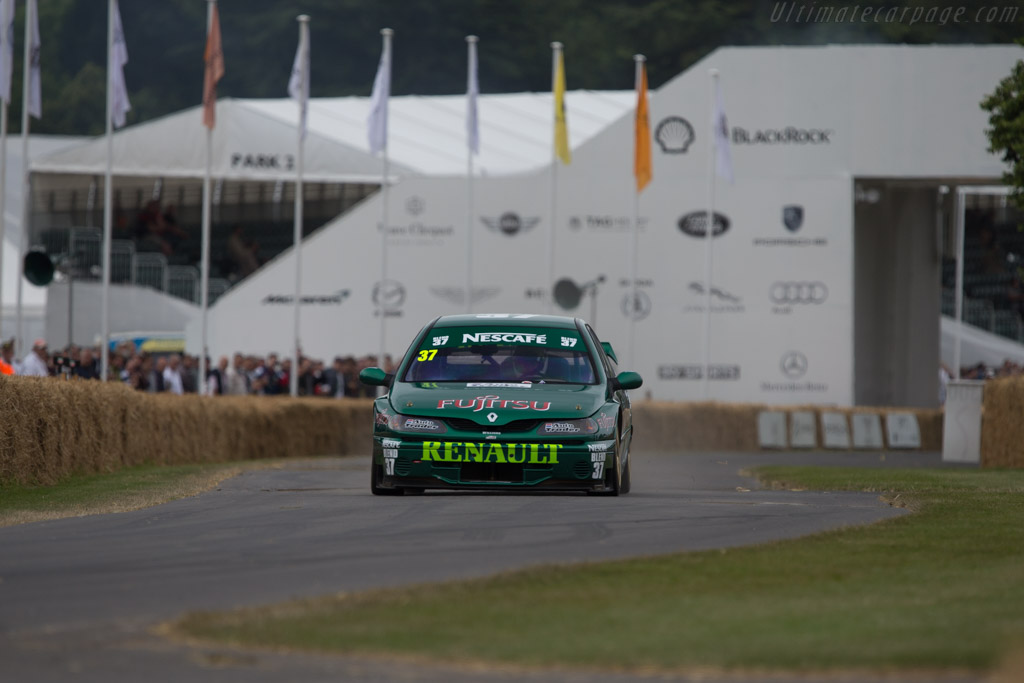 Renault Laguna ST - Chassis: WTCE 99-04  - 2014 Goodwood Festival of Speed