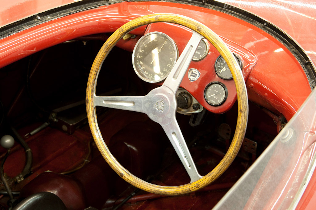 Lancia D25 Sport Pinin Farina Spyder - Chassis: 0002  - 2010 Retromobile