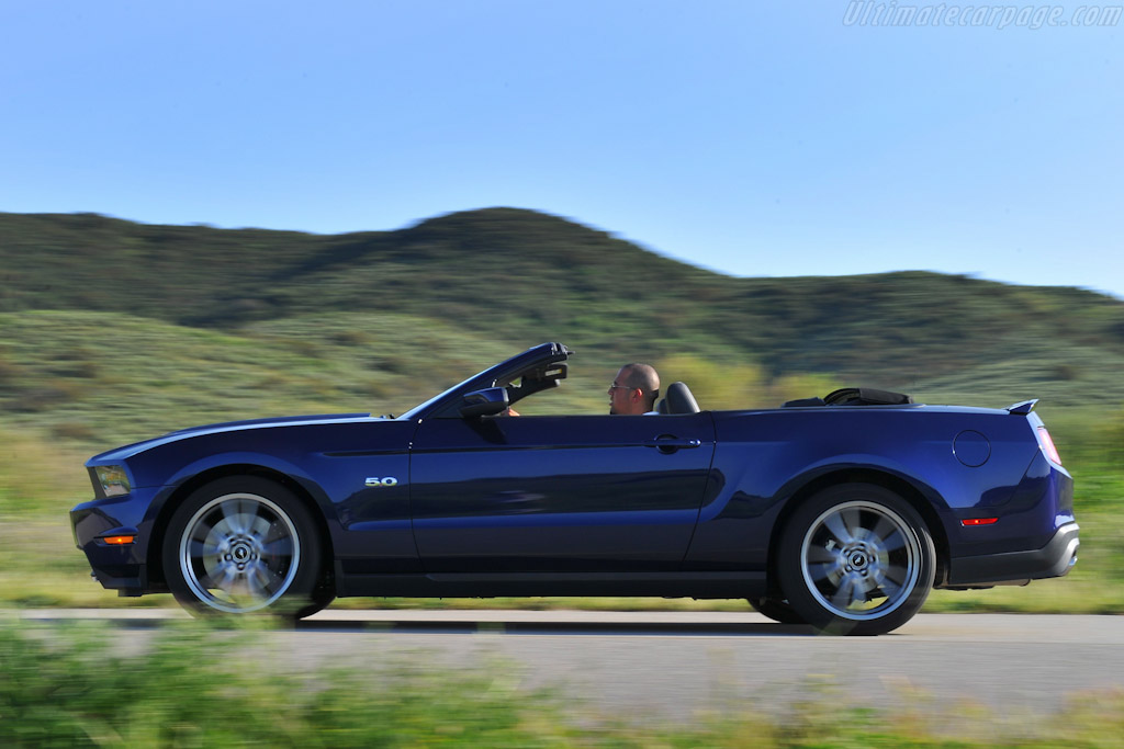 Ford Mustang GT Convertible