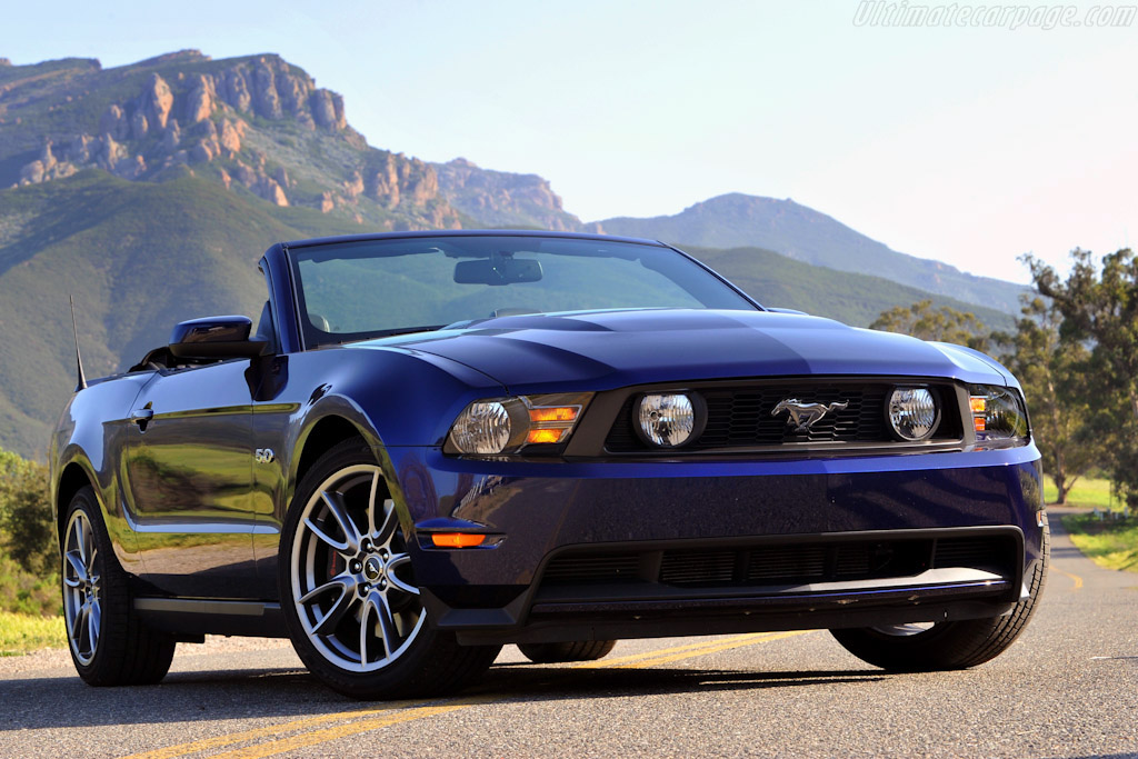 Ford Mustang GT Convertible