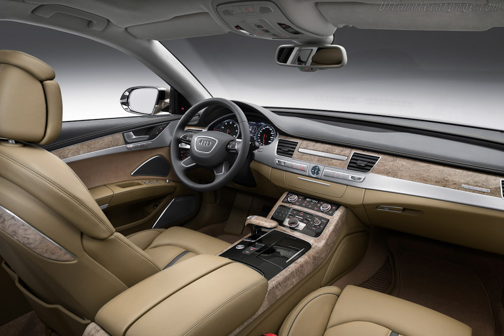 Audi A8 L W12 quattro