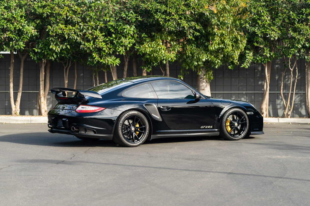 Porsche 911 GT2 RS
