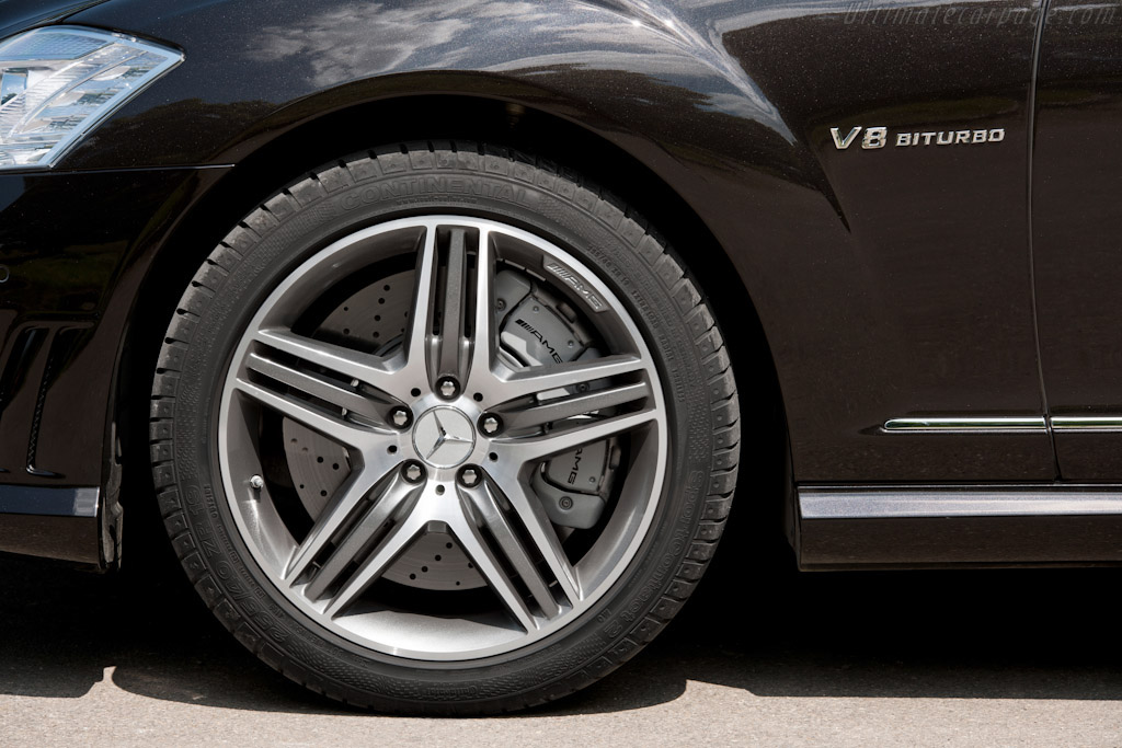 Mercedes-Benz S 63 AMG