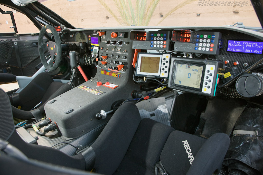 Volkswagen Race Touareg 3