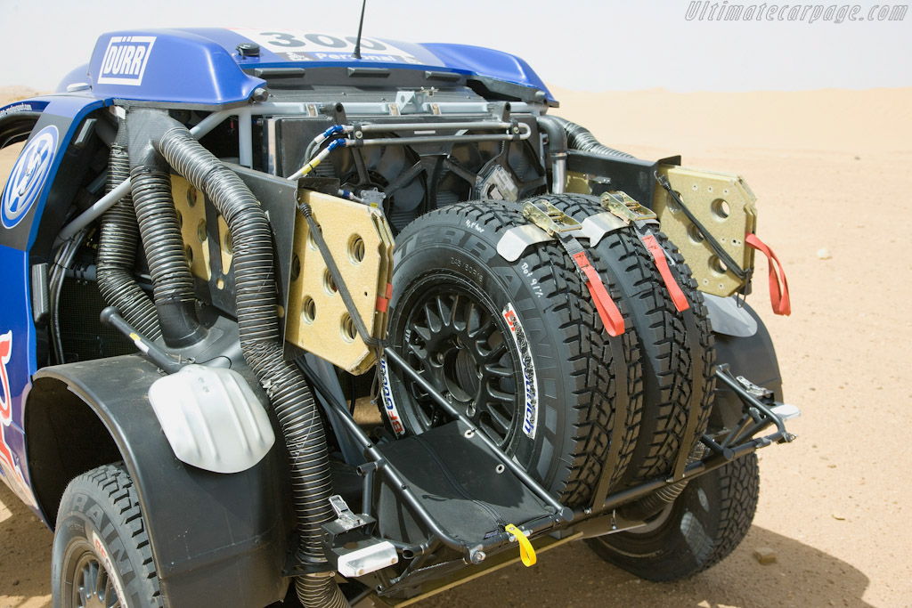 Volkswagen Race Touareg 3