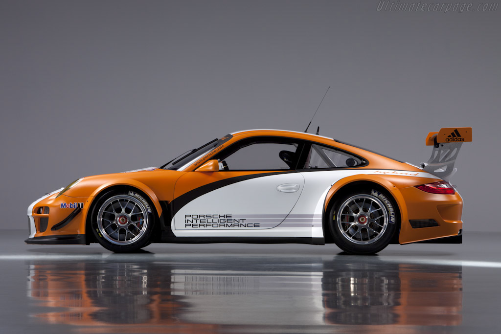 Porsche 997 GT3 R Hybrid 2.0