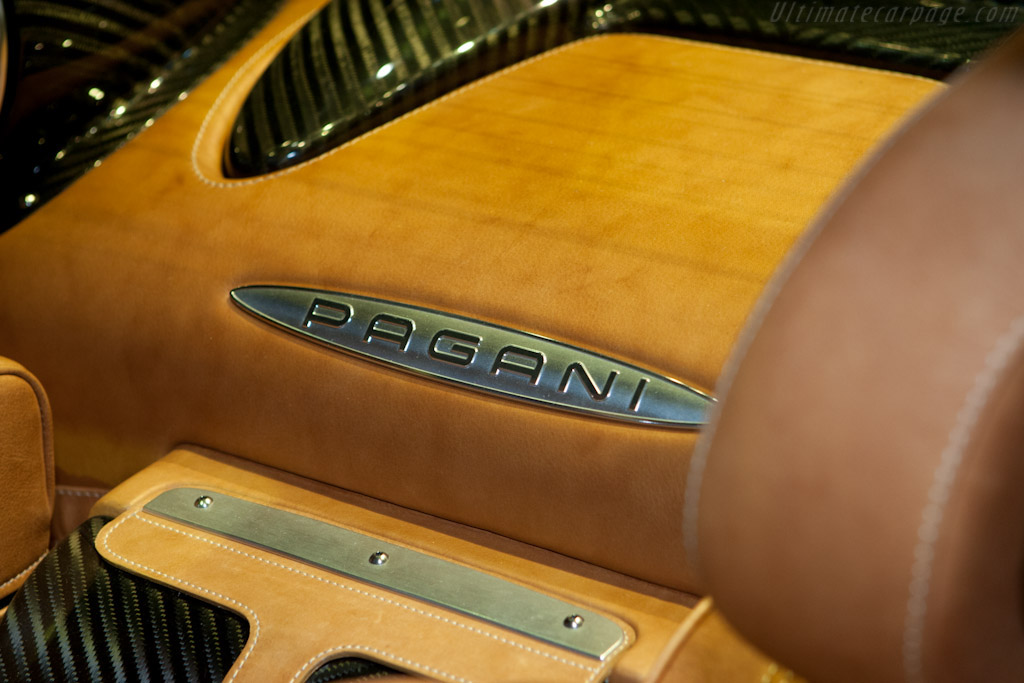 Pagani Huayra   - 2011 Geneva International Motor Show