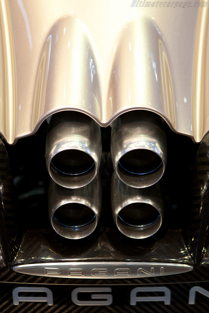 Pagani Huayra   - 2011 Geneva International Motor Show