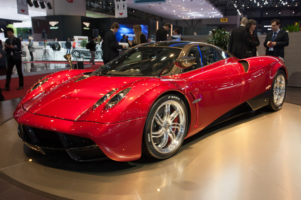 Pagani Huayra   - 2011 Geneva International Motor Show