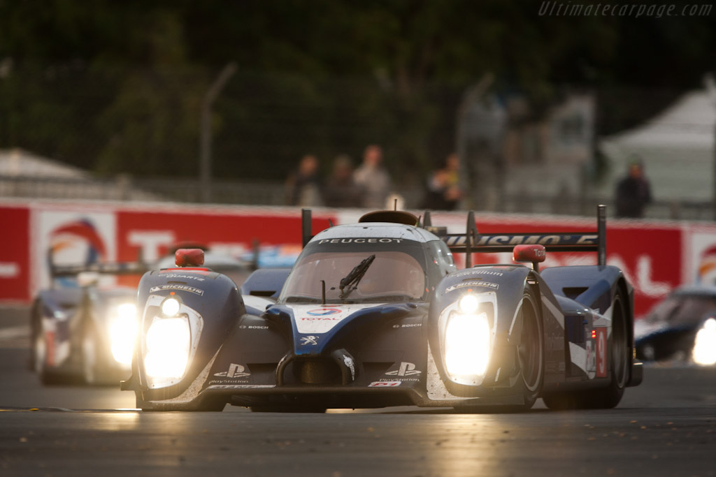 Peugeot 908 - Chassis: 908-03  - 2011 24 Hours of Le Mans