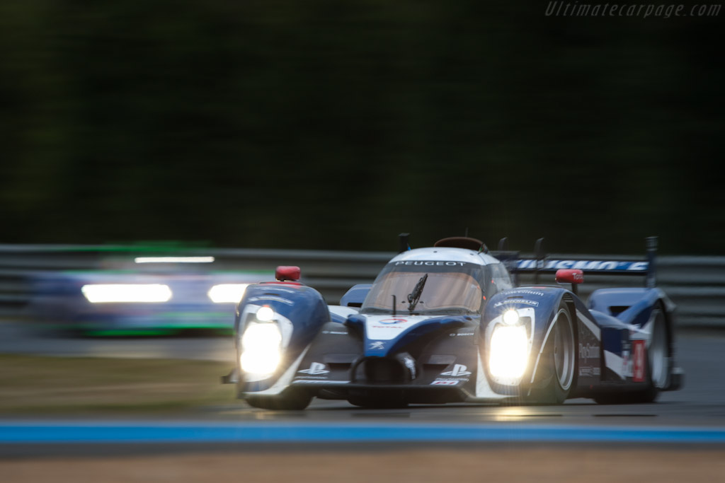 Peugeot 908 - Chassis: 908-03  - 2011 24 Hours of Le Mans