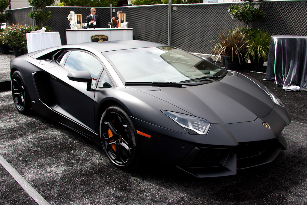 Lamborghini Aventador LP700-4