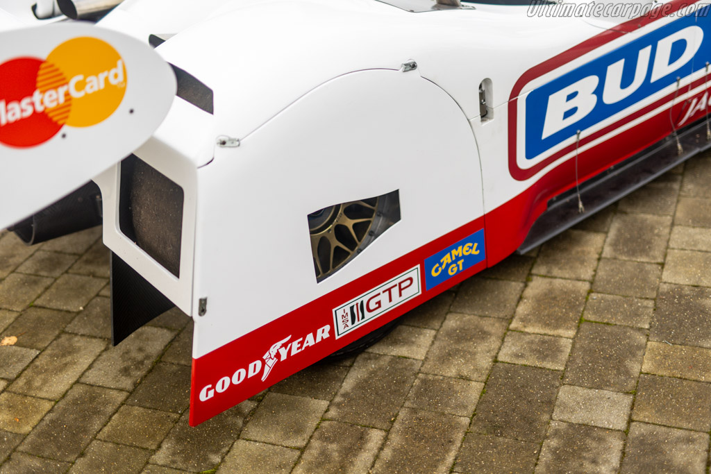 Jaguar XJR-10