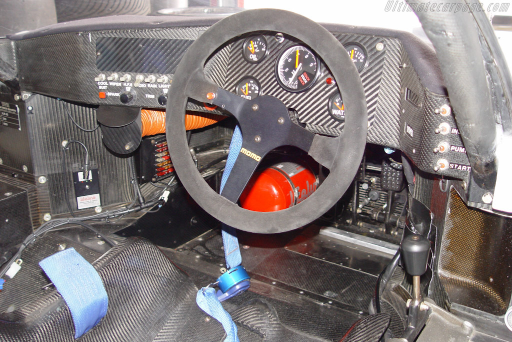 Jaguar XJR-10 - Chassis: 389  - 2005 Silverstone Classic