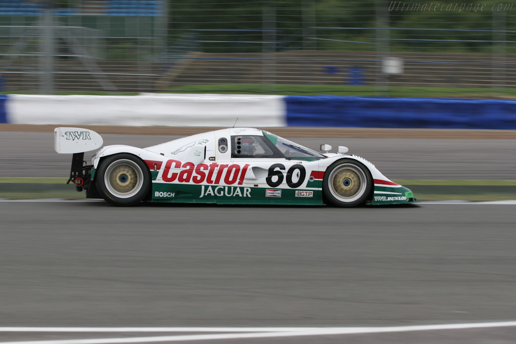 Jaguar XJR-10 - Chassis: 389  - 2005 Silverstone Classic