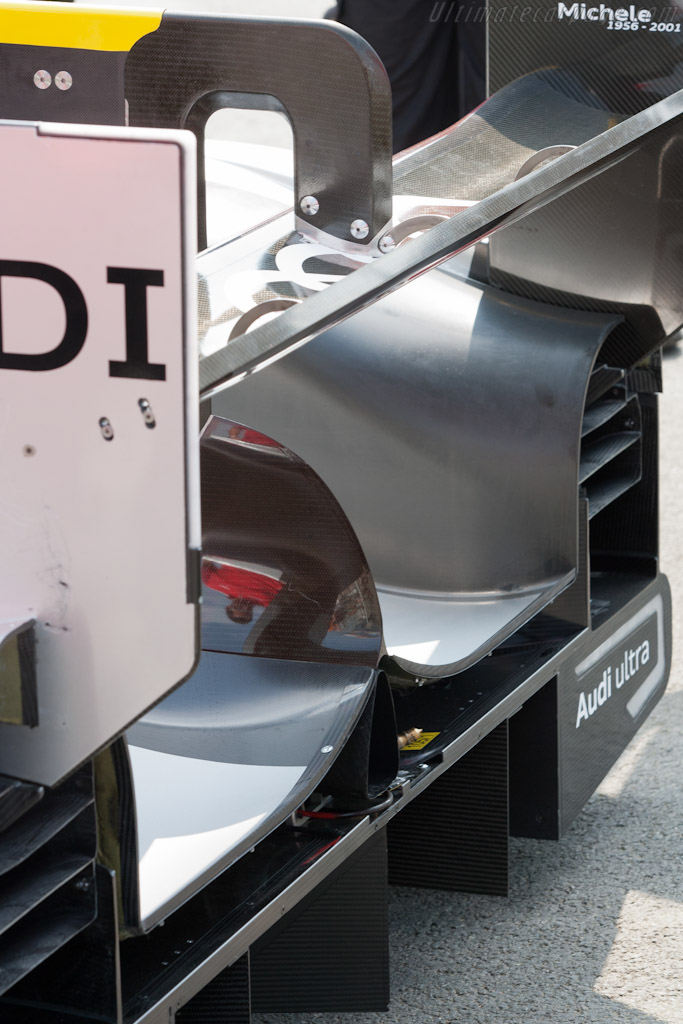 Audi R18 TDI   - 2011 Le Mans Test