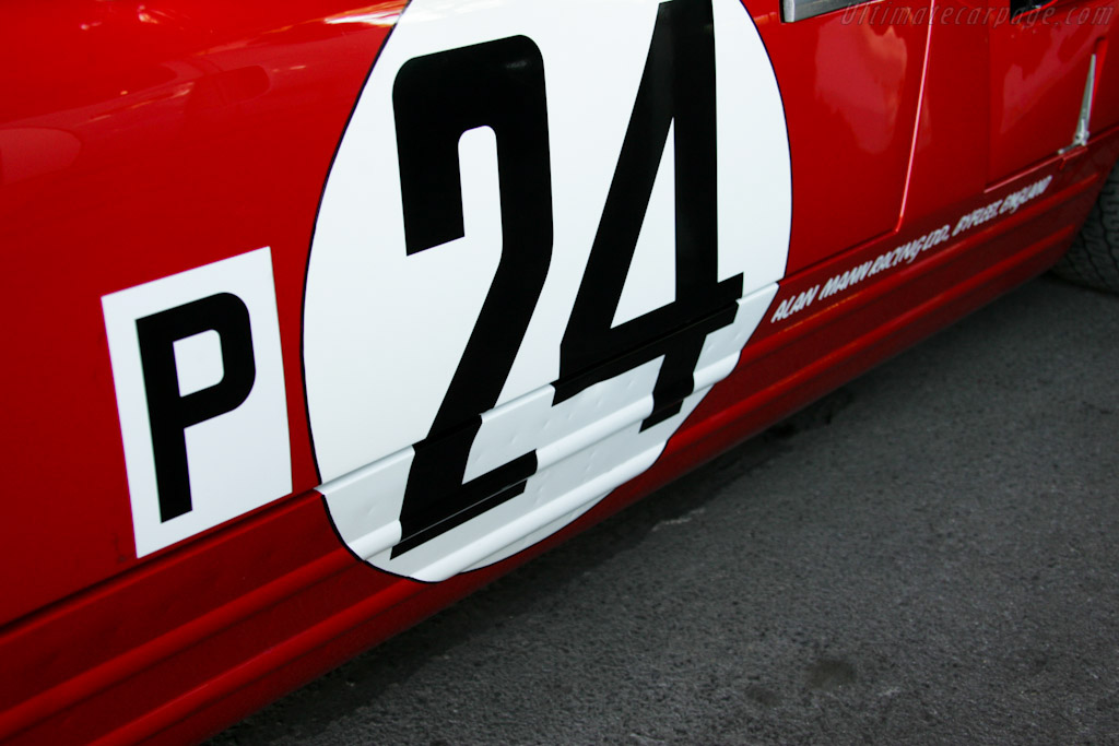 Ford GT40 'AM Lightweight' - Chassis: AM GT-2  - 2010 Goodwood Revival