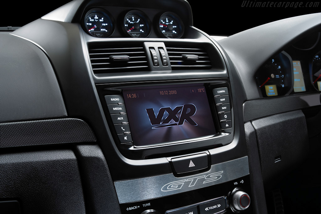 Vauxhall VXR8