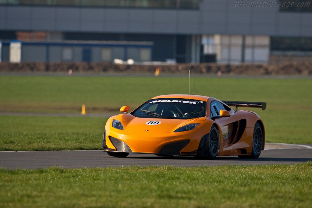 McLaren MP4-12C GT3