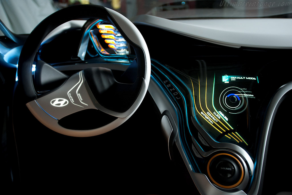 Hyundai HCD-12 Curb Concept