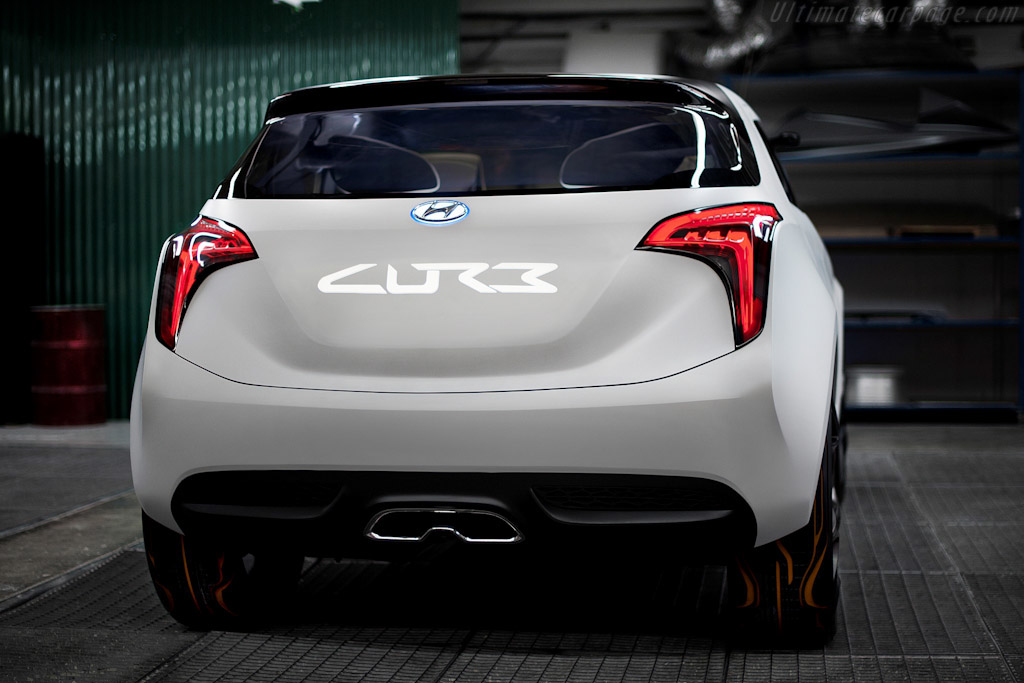 Hyundai HCD-12 Curb Concept