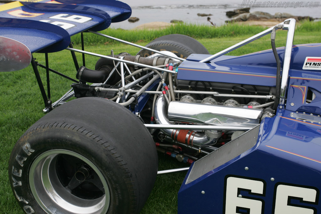 McLaren M16B Offenhauser - Chassis: M16B/1  - 2010 Pebble Beach Concours d'Elegance