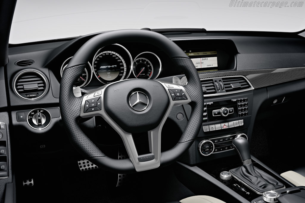 Mercedes-Benz C 63 AMG