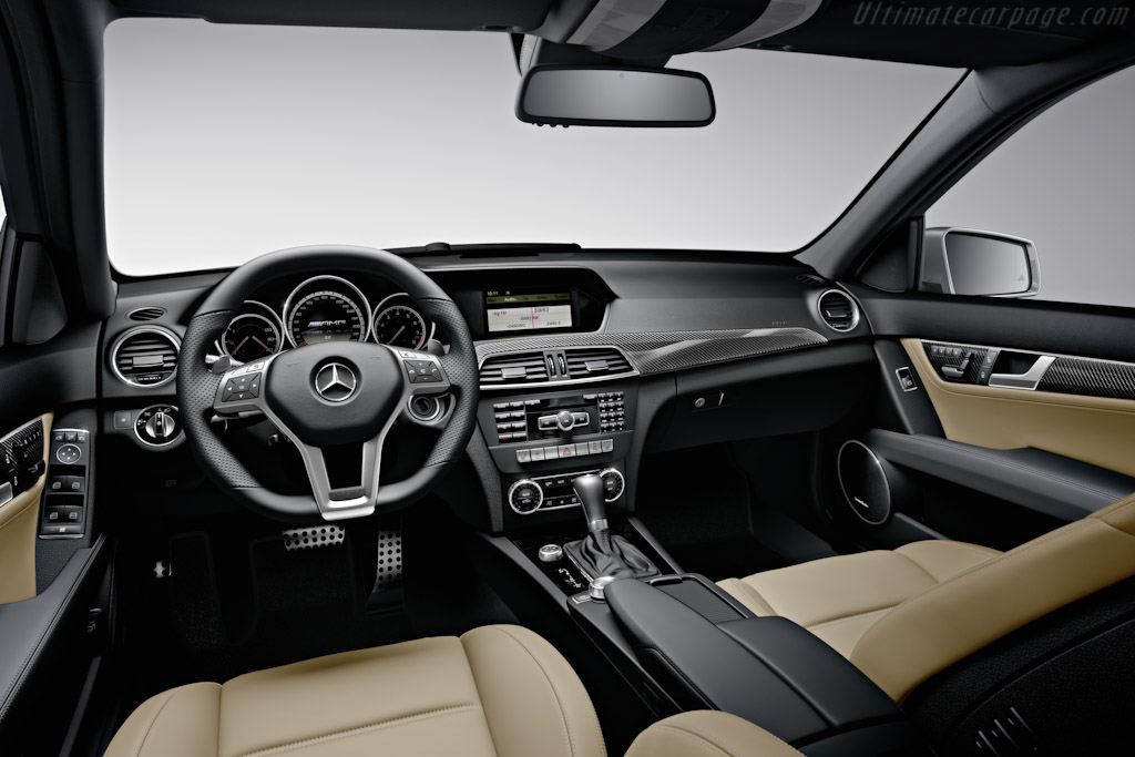 Mercedes-Benz C 63 AMG Estate