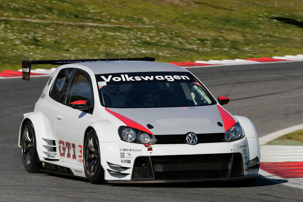 Volkswagen Golf24