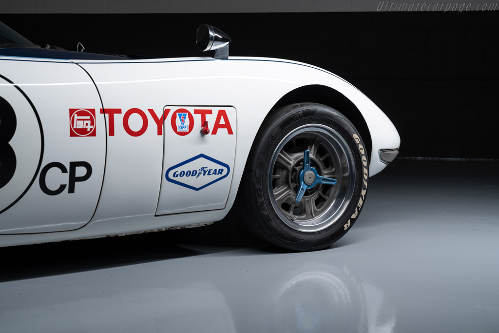 Toyota 2000 GT