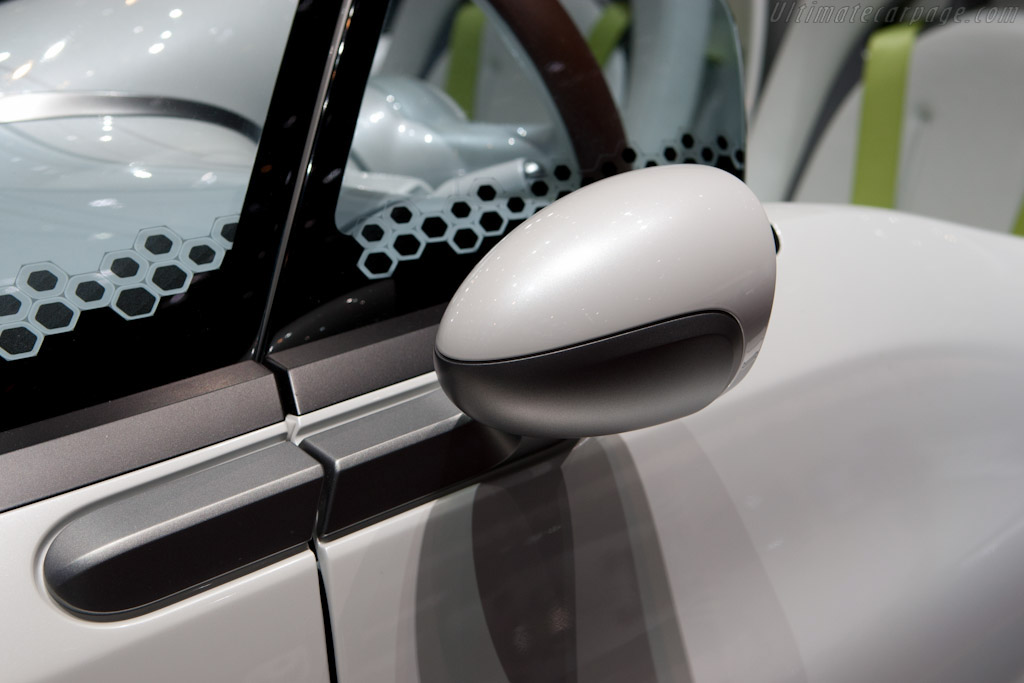 Smart Forspeed Concept   - 2011 Geneva International Motor Show