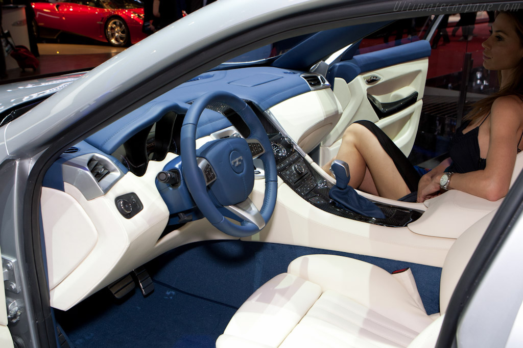 DeTomaso Deauville   - 2011 Geneva International Motor Show