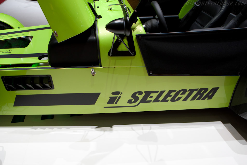 Irmscher iSelectra Concept   - 2011 Geneva International Motor Show