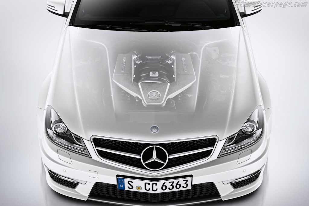 Mercedes-Benz C 63 AMG Coupe