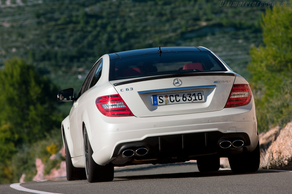 Mercedes-Benz C 63 AMG Coupe